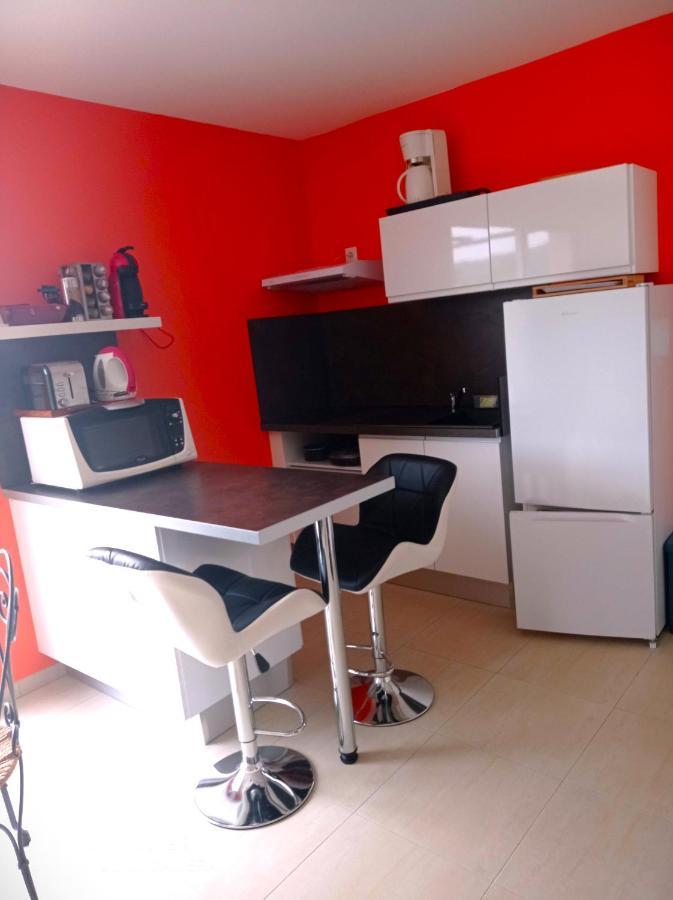 Chez Brigitte, Un Sejour En Haute-Loire Saint-Germain-Laprade Ngoại thất bức ảnh